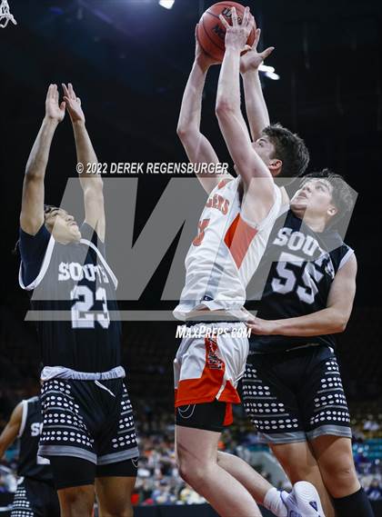Thumbnail 3 in Lewis-Palmer vs Pueblo South (CHSAA 4A Championship) photogallery.