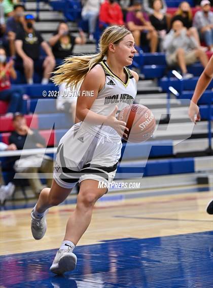 Thumbnail 2 in El Camino vs. Westview (CIF San Diego Section D1 Final) photogallery.