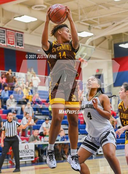 Thumbnail 3 in El Camino vs. Westview (CIF San Diego Section D1 Final) photogallery.