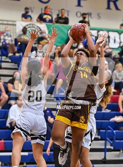 Thumbnail 3 in El Camino vs. Westview (CIF San Diego Section D1 Final) photogallery.