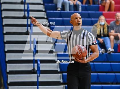 Thumbnail 3 in El Camino vs. Westview (CIF San Diego Section D1 Final) photogallery.