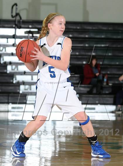 Thumbnail 1 in Inderkum vs. Davis (Ram Jam Winter Classic) photogallery.