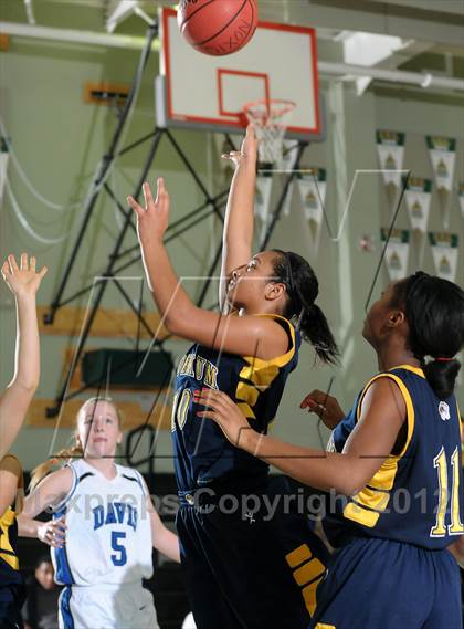 Thumbnail 1 in Inderkum vs. Davis (Ram Jam Winter Classic) photogallery.