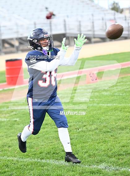 Thumbnail 3 in FR: Quartz Hill @ Lancaster photogallery.