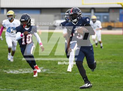 Thumbnail 3 in FR: Quartz Hill @ Lancaster photogallery.