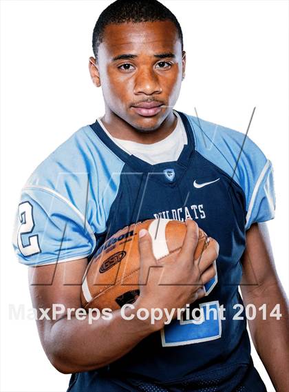 Thumbnail 3 in Centreville (2014 Preseason Top 25 Photo Shoot) photogallery.