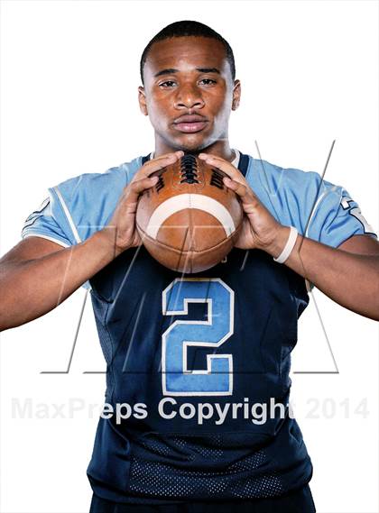 Thumbnail 1 in Centreville (2014 Preseason Top 25 Photo Shoot) photogallery.