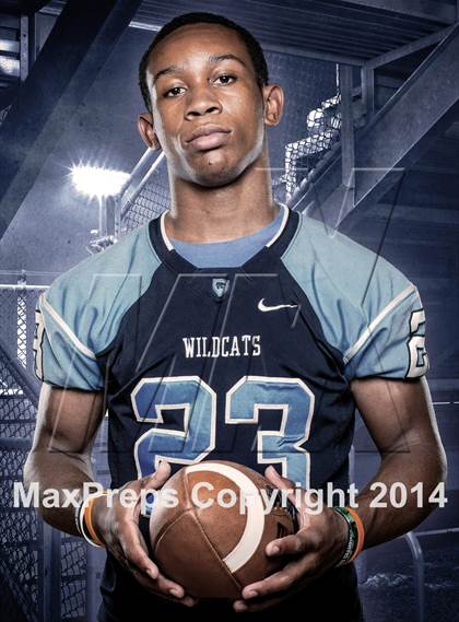 Thumbnail 2 in Centreville (2014 Preseason Top 25 Photo Shoot) photogallery.