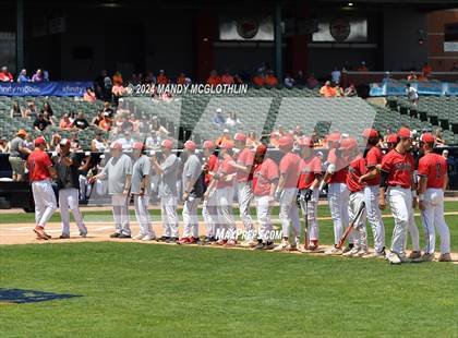 Thumbnail 2 in Altamont vs. Gibson City-Melvin-Sibley (IHSA 1A Semifinal) photogallery.