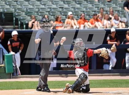 Thumbnail 2 in Altamont vs. Gibson City-Melvin-Sibley (IHSA 1A Semifinal) photogallery.