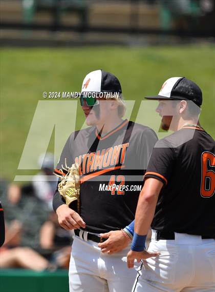 Thumbnail 3 in Altamont vs. Gibson City-Melvin-Sibley (IHSA 1A Semifinal) photogallery.