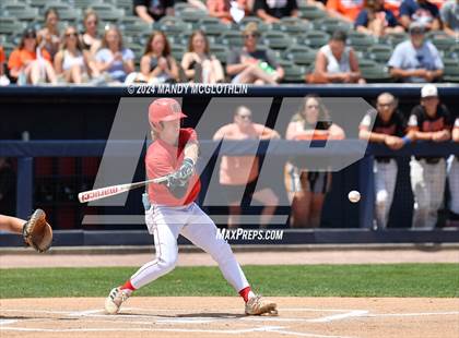 Thumbnail 3 in Altamont vs. Gibson City-Melvin-Sibley (IHSA 1A Semifinal) photogallery.