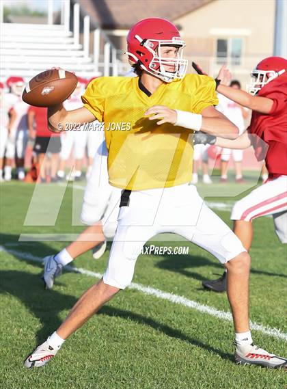Thumbnail 2 in Queen Creek vs. Brophy College Prep (Scrimmage)  photogallery.