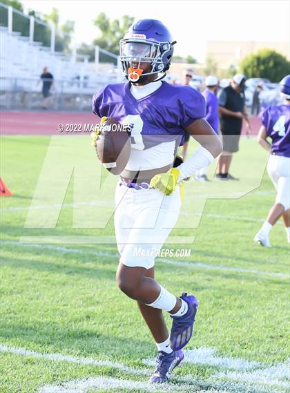 Thumbnail 3 in Queen Creek vs. Brophy College Prep (Scrimmage)  photogallery.