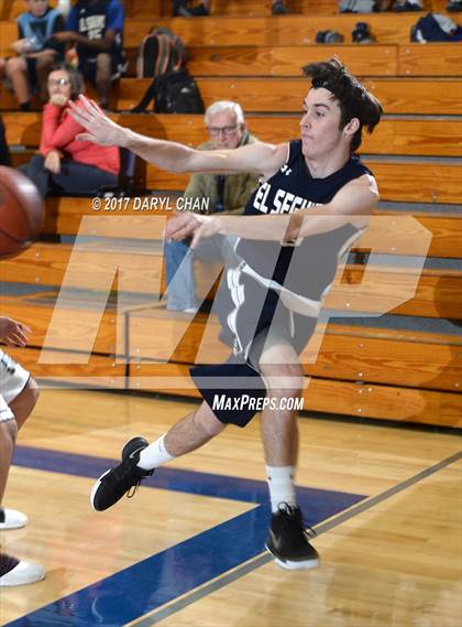 Thumbnail 3 in South El Monte vs El Segundo (Cal High Tournament) photogallery.