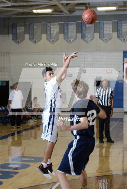 Thumbnail 1 in South El Monte vs El Segundo (Cal High Tournament) photogallery.