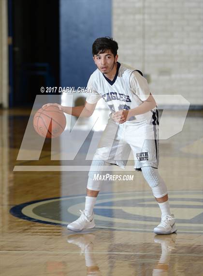 Thumbnail 2 in South El Monte vs El Segundo (Cal High Tournament) photogallery.