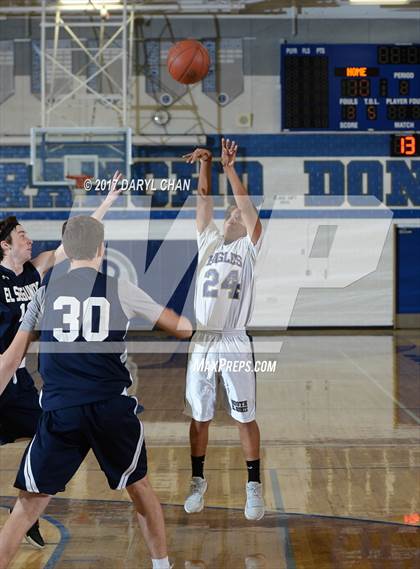 Thumbnail 3 in South El Monte vs El Segundo (Cal High Tournament) photogallery.