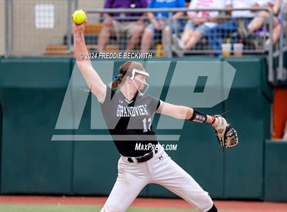 Thumbnail 3 in Grandview vs. Coahoma (UIL 3A Softball Final) photogallery.