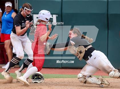 Thumbnail 3 in Grandview vs. Coahoma (UIL 3A Softball Final) photogallery.