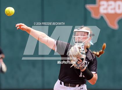 Thumbnail 1 in Grandview vs. Coahoma (UIL 3A Softball Final) photogallery.