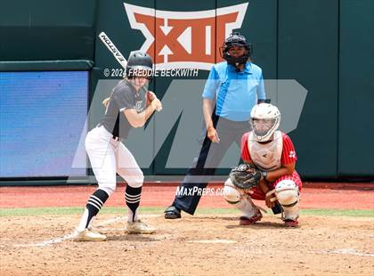 Thumbnail 1 in Grandview vs. Coahoma (UIL 3A Softball Final) photogallery.