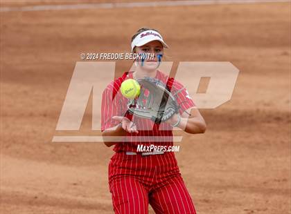 Thumbnail 2 in Grandview vs. Coahoma (UIL 3A Softball Final) photogallery.