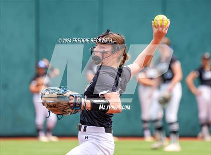 Thumbnail 2 in Grandview vs. Coahoma (UIL 3A Softball Final) photogallery.