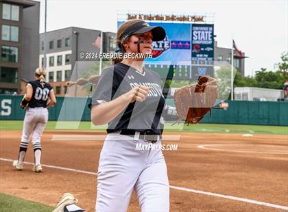Thumbnail 3 in Grandview vs. Coahoma (UIL 3A Softball Final) photogallery.
