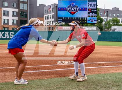 Thumbnail 1 in Grandview vs. Coahoma (UIL 3A Softball Final) photogallery.