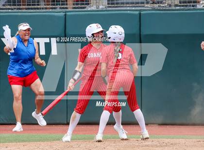 Thumbnail 3 in Grandview vs. Coahoma (UIL 3A Softball Final) photogallery.