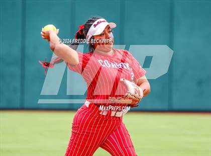 Thumbnail 3 in Grandview vs. Coahoma (UIL 3A Softball Final) photogallery.