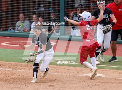 Thumbnail 2 in Grandview vs. Coahoma (UIL 3A Softball Final) photogallery.