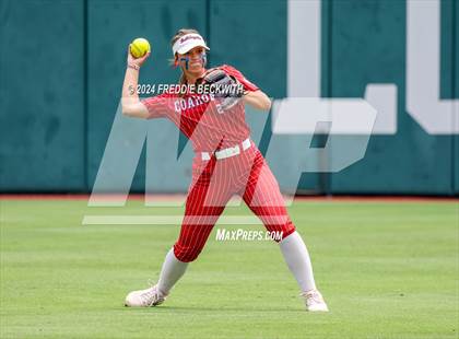 Thumbnail 2 in Grandview vs. Coahoma (UIL 3A Softball Final) photogallery.