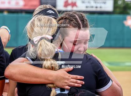 Thumbnail 1 in Grandview vs. Coahoma (UIL 3A Softball Final) photogallery.