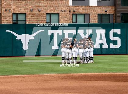 Thumbnail 2 in Grandview vs. Coahoma (UIL 3A Softball Final) photogallery.