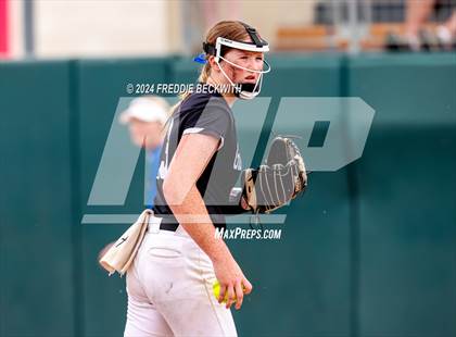 Thumbnail 2 in Grandview vs. Coahoma (UIL 3A Softball Final) photogallery.