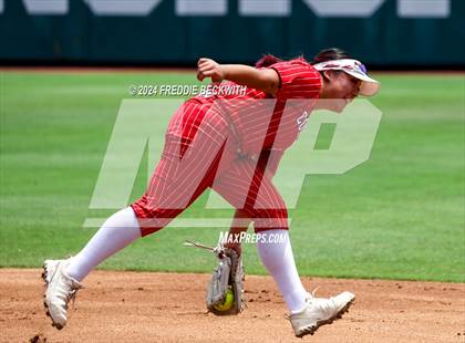 Thumbnail 2 in Grandview vs. Coahoma (UIL 3A Softball Final) photogallery.
