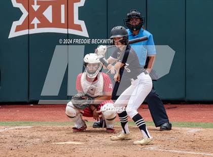 Thumbnail 1 in Grandview vs. Coahoma (UIL 3A Softball Final) photogallery.
