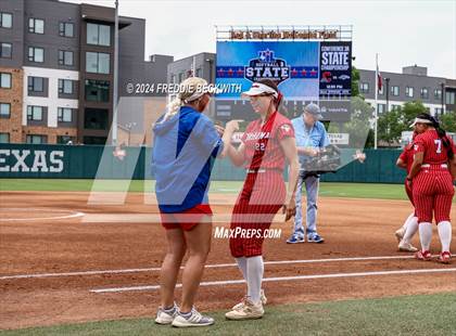 Thumbnail 3 in Grandview vs. Coahoma (UIL 3A Softball Final) photogallery.