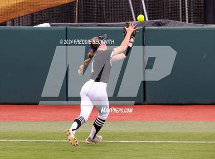 Thumbnail 2 in Grandview vs. Coahoma (UIL 3A Softball Final) photogallery.