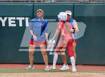 Thumbnail 3 in Grandview vs. Coahoma (UIL 3A Softball Final) photogallery.