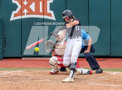 Thumbnail 2 in Grandview vs. Coahoma (UIL 3A Softball Final) photogallery.