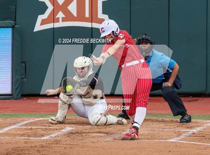 Thumbnail 1 in Grandview vs. Coahoma (UIL 3A Softball Final) photogallery.