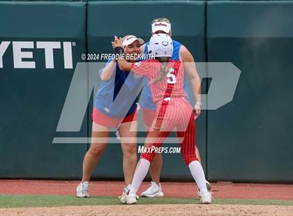 Thumbnail 2 in Grandview vs. Coahoma (UIL 3A Softball Final) photogallery.