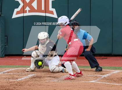 Thumbnail 3 in Grandview vs. Coahoma (UIL 3A Softball Final) photogallery.
