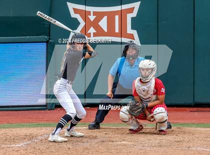 Thumbnail 2 in Grandview vs. Coahoma (UIL 3A Softball Final) photogallery.