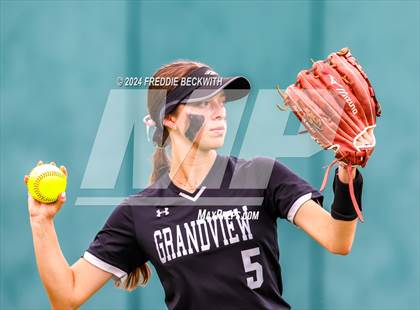 Thumbnail 3 in Grandview vs. Coahoma (UIL 3A Softball Final) photogallery.