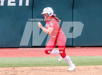 Thumbnail 2 in Grandview vs. Coahoma (UIL 3A Softball Final) photogallery.