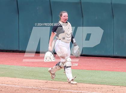 Thumbnail 2 in Grandview vs. Coahoma (UIL 3A Softball Final) photogallery.